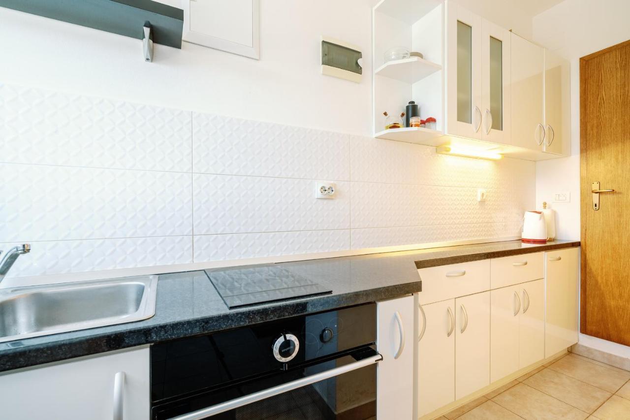 Charming Little Apartment Чилипи Екстер'єр фото