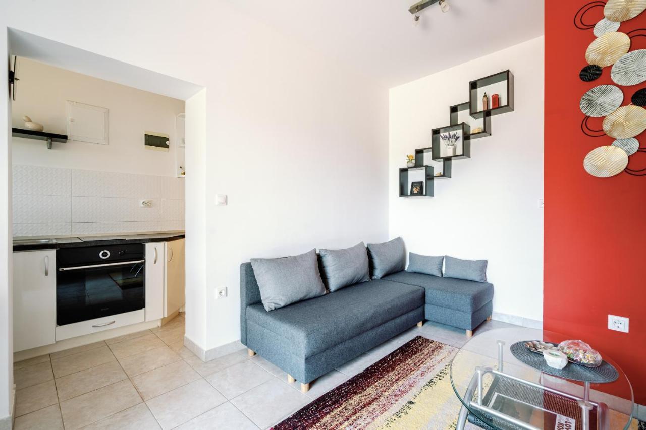 Charming Little Apartment Чилипи Екстер'єр фото